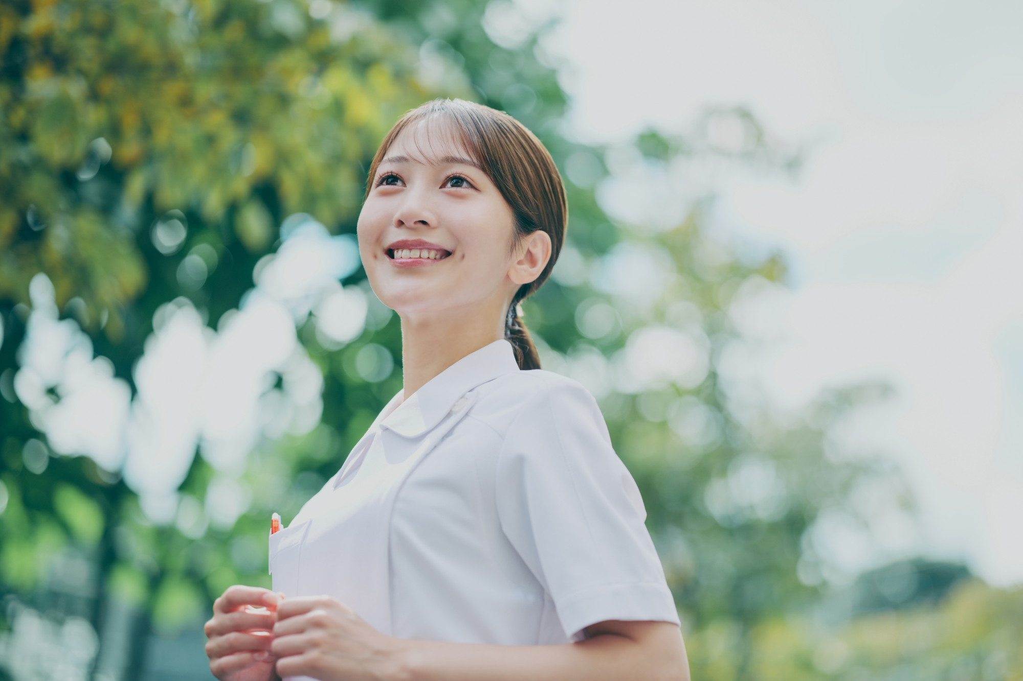 美容看護師（イメージ）｜レナトゥスクリニック福岡天神院